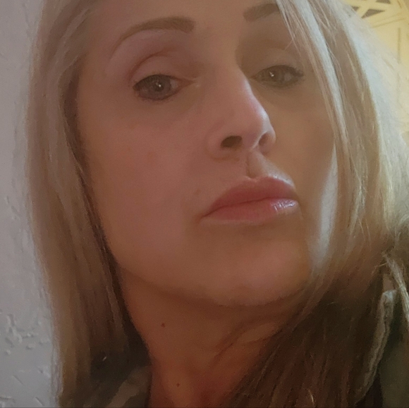 Meet your Posher, Michele - Picture 8 of 10